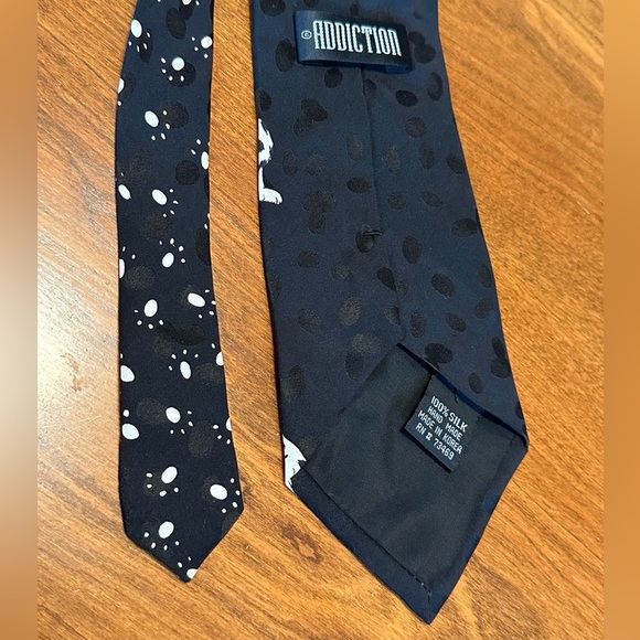 Dalmatian Puppy silk Tie – 100% Silk – Addiction Brand – 60” Long - Picture 3 of 3
